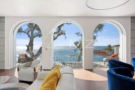 Proche Cannes - Villa pieds dans l'eau - Photo 4