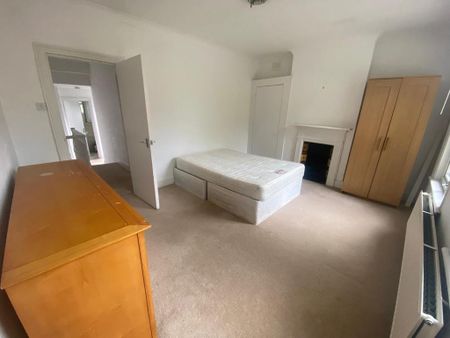 3 bedroom detached house to rent - Photo 4