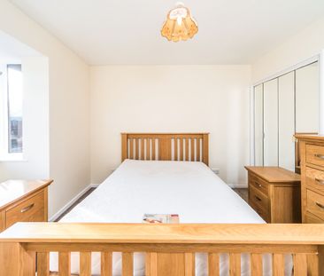 2 bedroom maisonette to rent - Photo 6