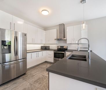 For Lease - 2619 Sheffield Boulevard Unit# 33, London South, Ontario - Photo 1