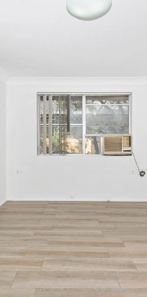 One-Bedroom Apartment in a Prime Harris Park Location - Photo 1