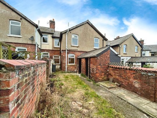 2 bedroom terraced house to rent - Photo 1