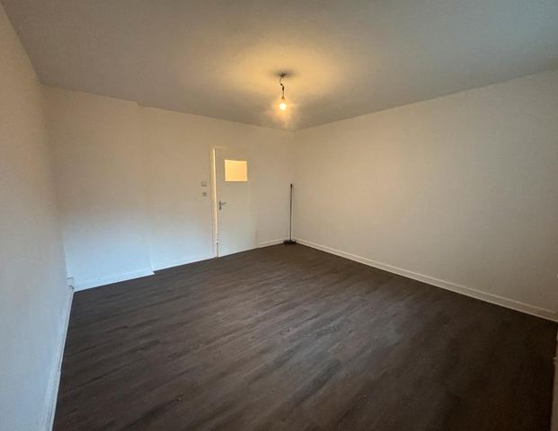 Renovierte 1,5 Zimmer-Wohnung in ordentlichem Haus zu vermieten - Photo 1