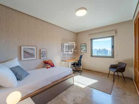 4 Bedroom apartment for rent in El Pla del Real, Valencia - Foto 3