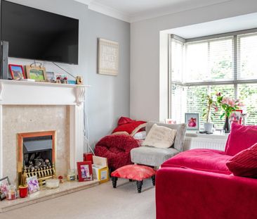 3 bedroom House To Let Total Size: 948 SQ FT - Photo 1