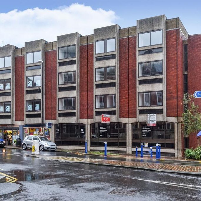 1 bedroom flat to rent - Photo 1