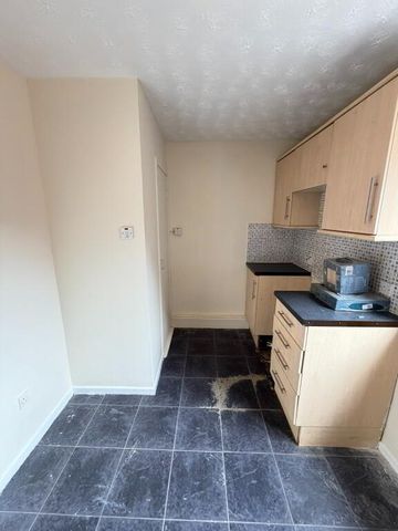8a Greenview Way, Antrim, BT41 4EG - Photo 4