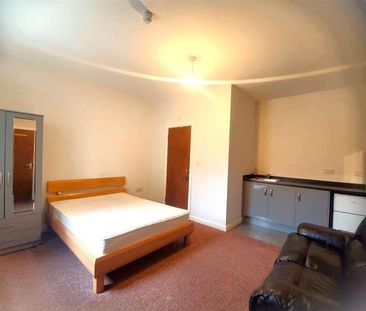 Fartown Green Road, Huddersfield, HD2 - Photo 2