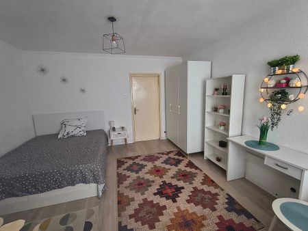 Dristor etaj 1 fix la metrou - Fotografie 2