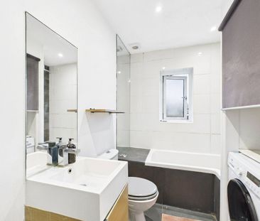 2 bedroom Flat in Sherbourne Court, Maidenhead - Photo 6