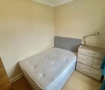 Welbeck Avenue, Southampton - Photo 3