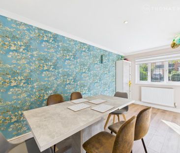 4 bedroom detached house to rent - Photo 2