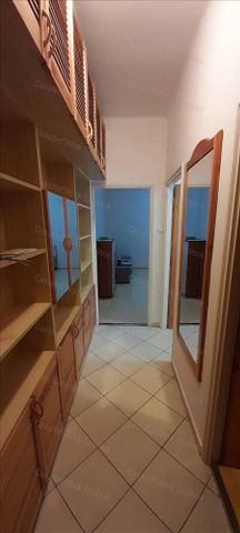 Kiadó felújított lakás - Szolnok - Fotó 4