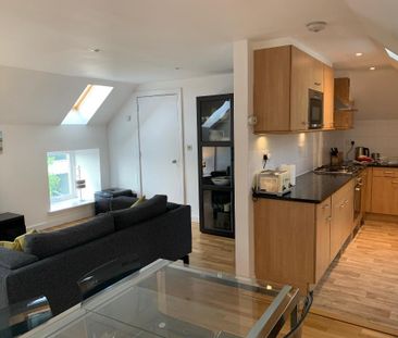 2 bedroom maisonette to rent - Photo 2