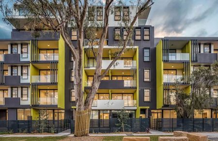 Modern Unit with Quality Finishes - Photo 5