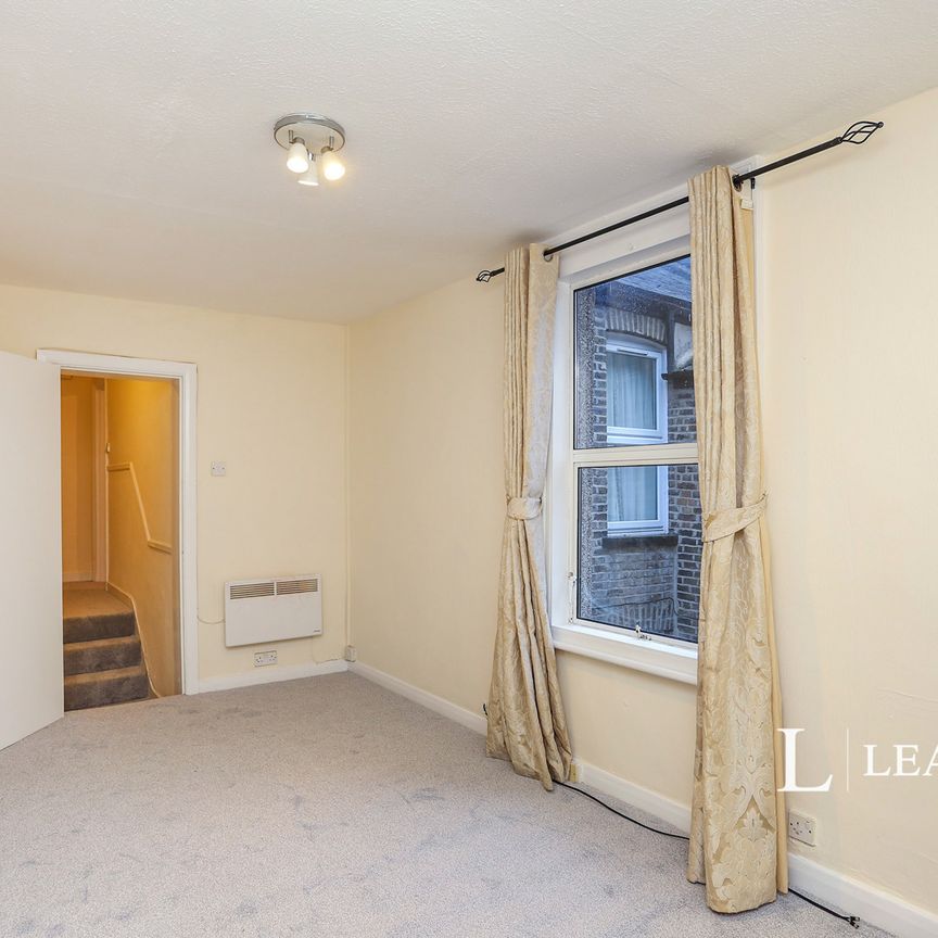 2 bedroom apartment to rent Church Road, Bromley, BR2 - Photo 1