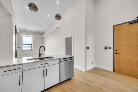 For Lease - 38 Front Street Unit# Unit # 1, Quinte West, Ontario - Photo 3