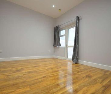 Stanwell Road, Ashford, TW15 - Photo 5