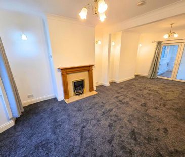 5 bedroom semi-detached house to rent - Photo 3