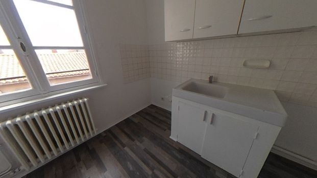 Location Appartement 2 pièces 41m² CLERMONT FERRAND 63100 - Photo 1