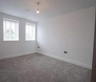 Ariel House, Birmingham, B26 - Photo 6