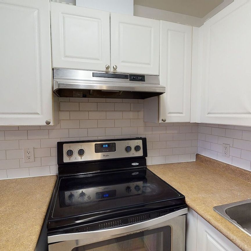 1230-1240 Emperor Ave, Carlington, Ottawa, ON - Photo 1