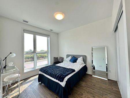 For Lease - 95 Dundas Street Unit# 206, Oakville, Ontario - Photo 5