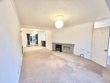 Newlands Close, Brentwood, CM13 - Photo 4