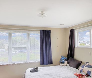 ELDERSLEA LIVING - Photo 6