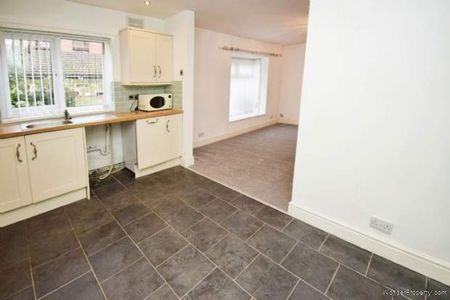 2 bedroom property to rent in Oxton - Photo 2