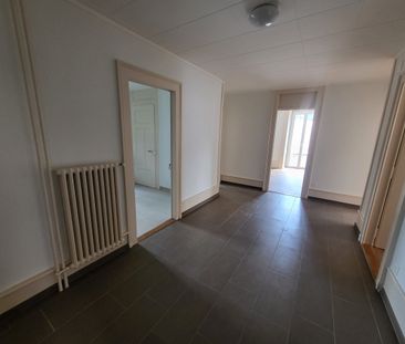 Grand appartement de 4,5 pièces avec ascenseur au centre du village - Photo 6