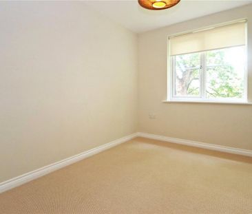 3 bedroom flat to rent - Photo 5