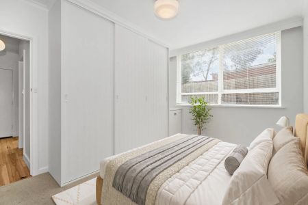 A Timeless Blend of Light, Space & Boutique Living - Photo 5