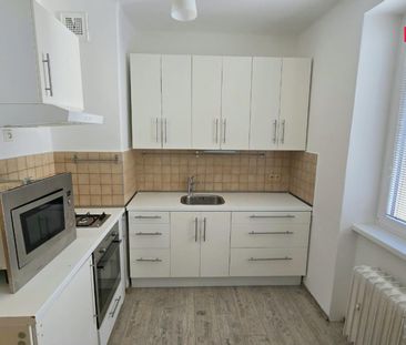 Pronájem bytu 2+1 65 m² - Photo 1