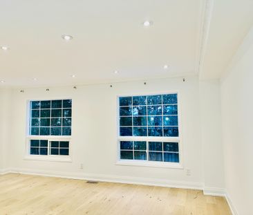 For Lease - 76 Mosaics Avenue, Aurora, Ontario - Photo 2