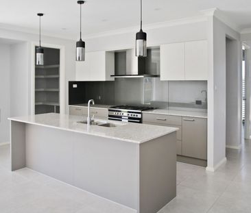 Executive Living!! - Photo 6