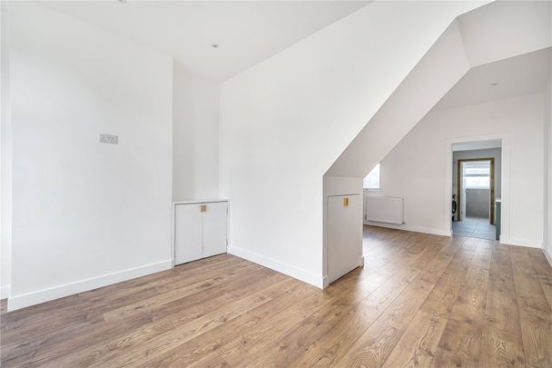 Scotland Green Road, EN3, Enfield - Photo 1