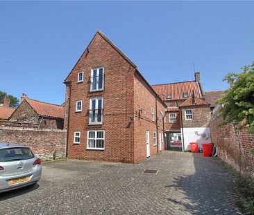 2 bed apartment to rent in High Street, Yarm, TS15 - Photo 1