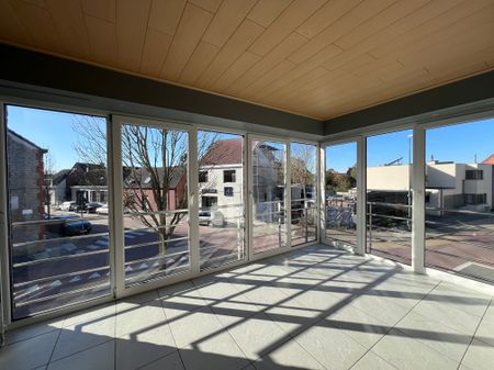 Ruim en lichtrijk appartement te huur in het hart van Belzele (Evergem) - Photo 4