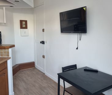 Location Appartement 1 pièce 9m² PARIS 8ème - Photo 3