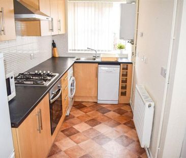 2 bedroom house to rent - Photo 1