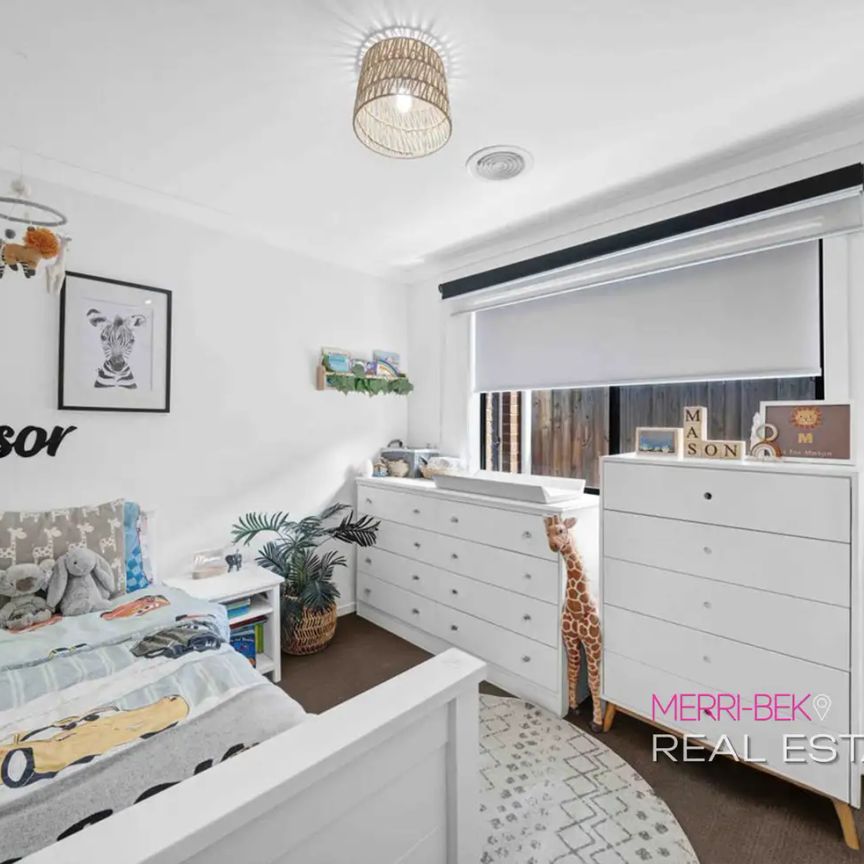 “Beautifully Maintained Home Just Minutes from It All” - Photo 1