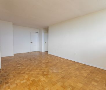 For Lease - 161 Oakwood Avenue Unit# 1808, Toronto, Ontario - Photo 3