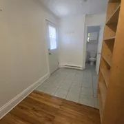 1 room apartment of 57m² in Gatineau - Photo 2