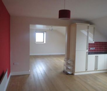 3 bedroom penthouse to rent - Photo 2