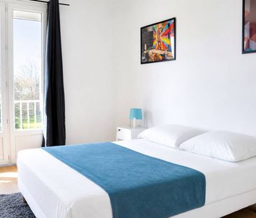 Spacieux appartement situé dans un quartier résidentiel - Photo 4