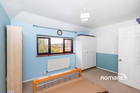 5 bedroom detached house to rent - Photo 2