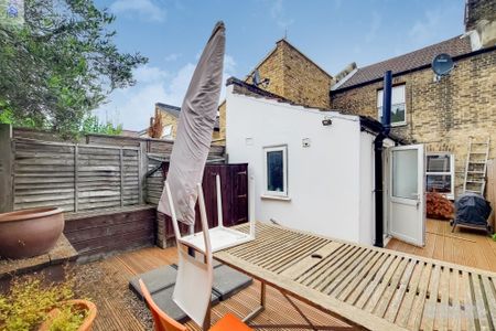 Ormiston Road, Greenwich, SE10, London - Photo 5