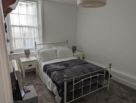 1 bedroom apartment to rent - Photo 4