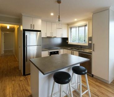 Wonderfully renovated property in a quiet location - Photo 6